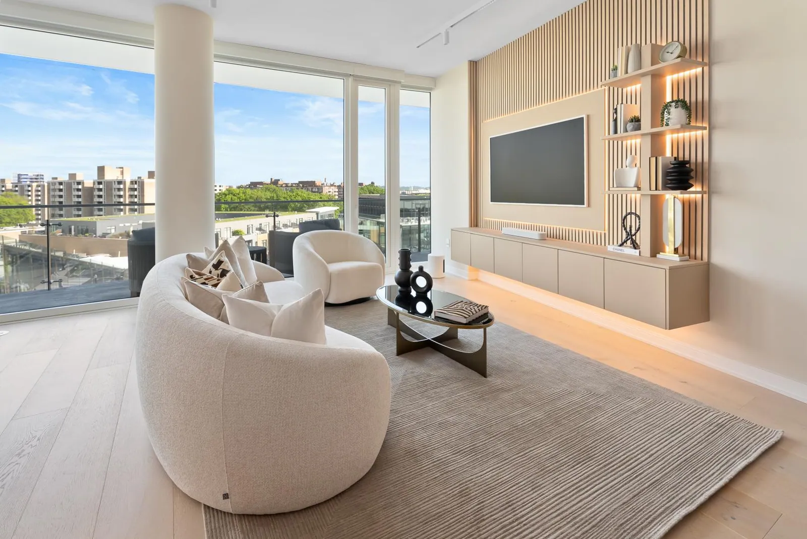 Amaris Residence at The Wharf, DC, photo 7 of 15