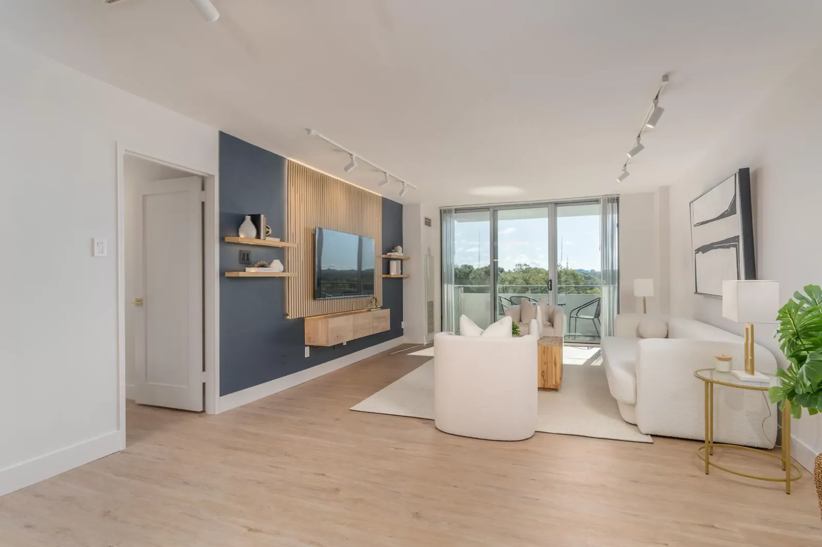 Full Condo Remodel – River Road, Bethesda, after (6 of 12)