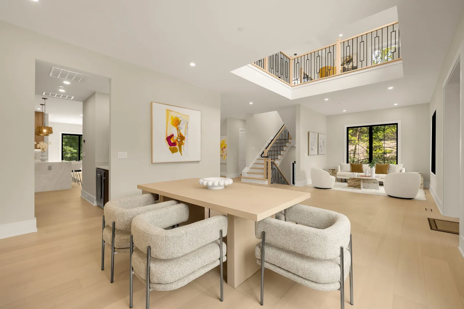 Staged home by HomeStylists, photo 4