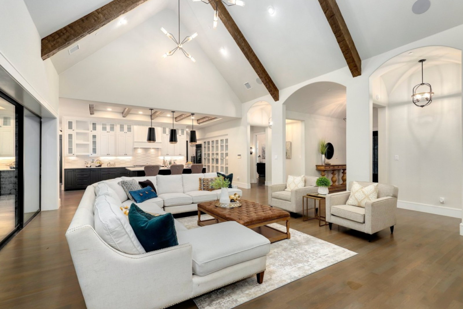 Home Staging Washington DC: Costs, Benefits, and Best Services in 2025